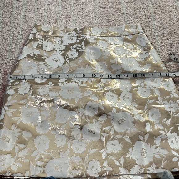 NWT J. Crew Metallic Floral A-Line Skirt Size 6 Champagne Gold Cream Office - Picture 10 of 10